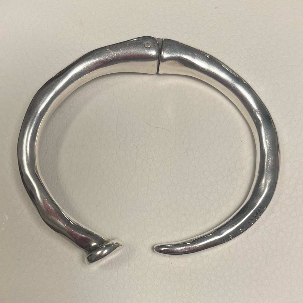 UNOde50 SILVER CLAVO BRACELET